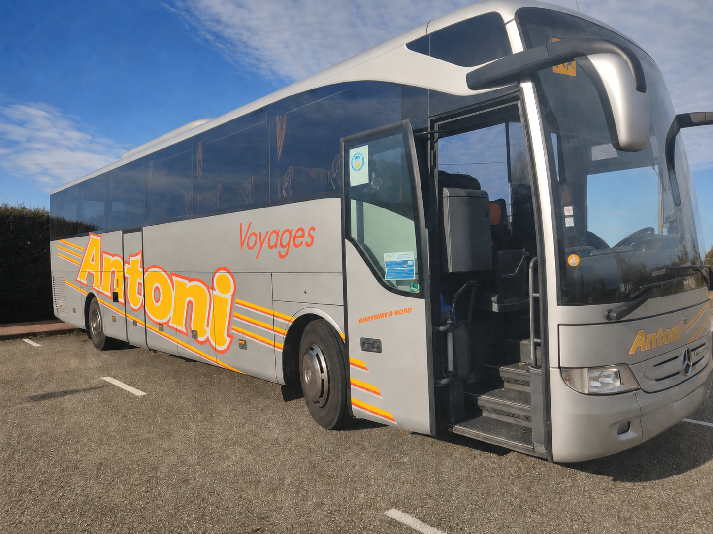 bus antoni voyages ANTONI VOYAGES digitalise sa maintenance de flotte avec Apollo by Solaris